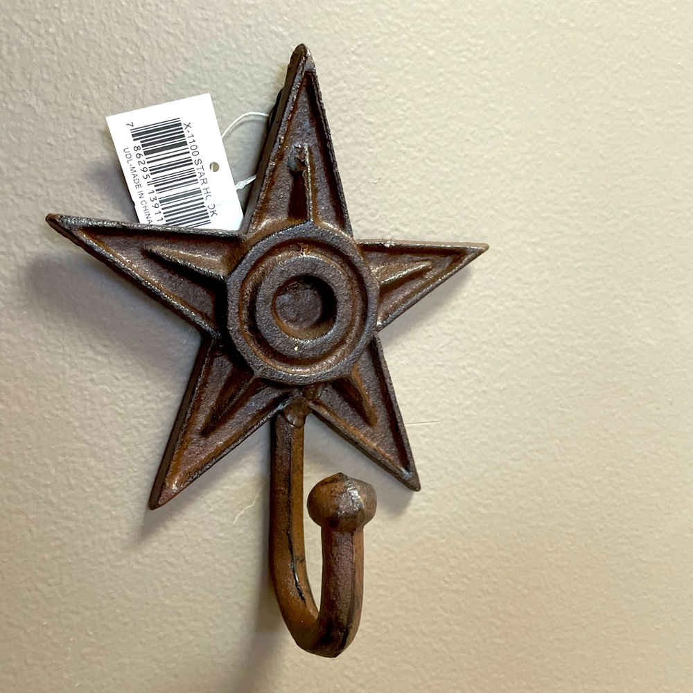 Brand New Cast Iron Star Wall Hook